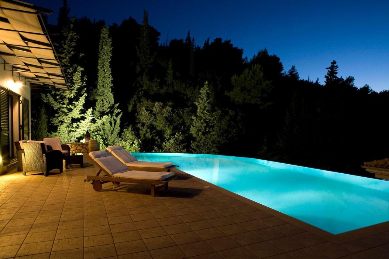 Villa Timoklia Tsoukaládhes Buitenkant foto